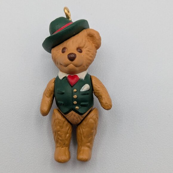 Hallmark Keepsake Teddy-Bear Style 1997, 1st in Series, Vintage Ornament - Picture 1 of 10